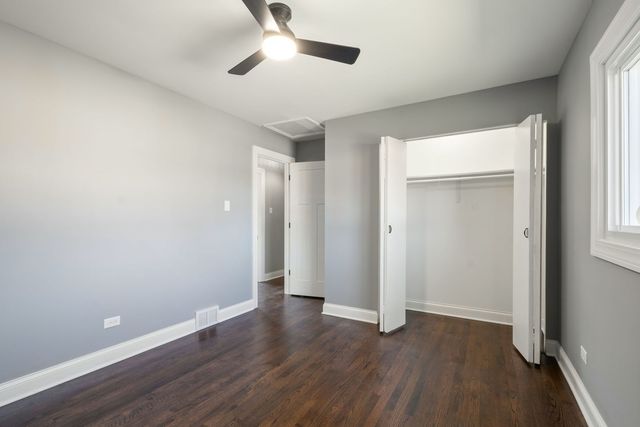 14057 S Hoxie Avenue, Burnham, IL 60633