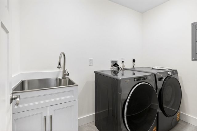 445 Salem Street, North Andover, MA 01845