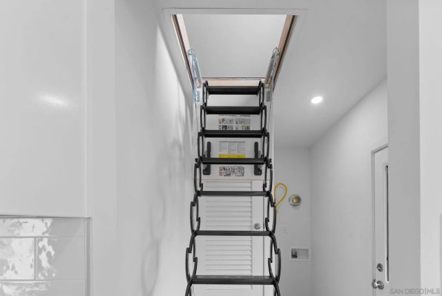 503 Rosemont St, La Jolla, CA 92037