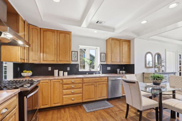 441 S Henry Avenue, San Jose, CA 95117