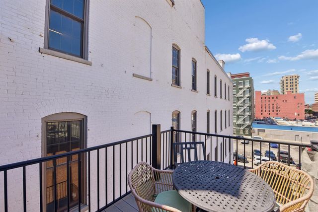 817 Broadway Street, Cincinnati, OH 45202