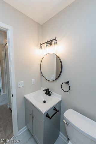 126 Royal Crest Drive E, Seville, OH 44273