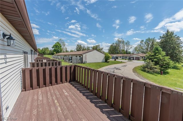 126 Royal Crest Drive E, Seville, OH 44273