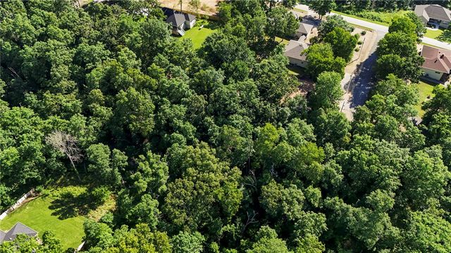 Scarba Lane, Bella Vista, AR 72715