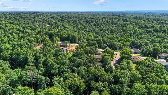 Scarba Lane, Bella Vista, AR 72715