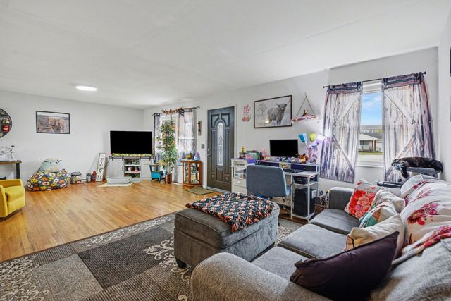 16 Cobbler Court, Elsmere, KY 41018