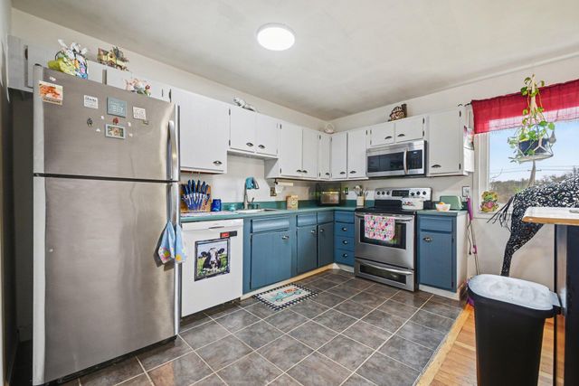 16 Cobbler Court, Elsmere, KY 41018