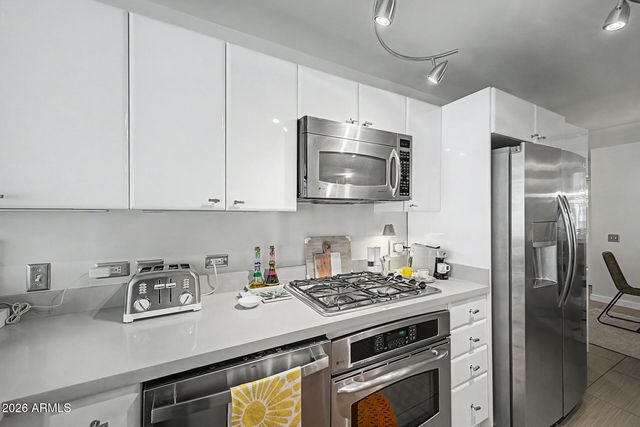4808 N 24TH Street 426, Phoenix, AZ 85016