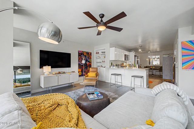 4808 N 24TH Street 426, Phoenix, AZ 85016