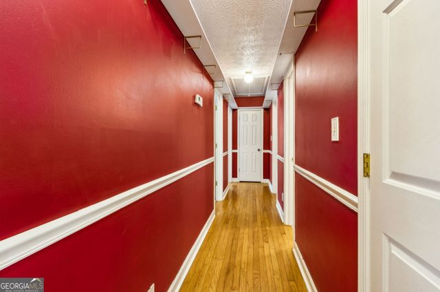 406 Farm Street, Loganville, GA 30052
