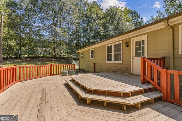 406 Farm Street, Loganville, GA 30052