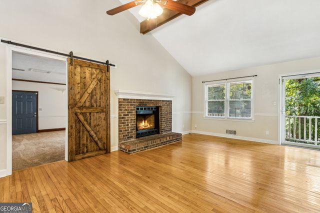 406 Farm Street, Loganville, GA 30052