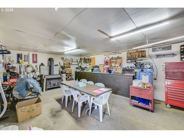 1760 COPPER DAM Rd, Hood River, OR 97031