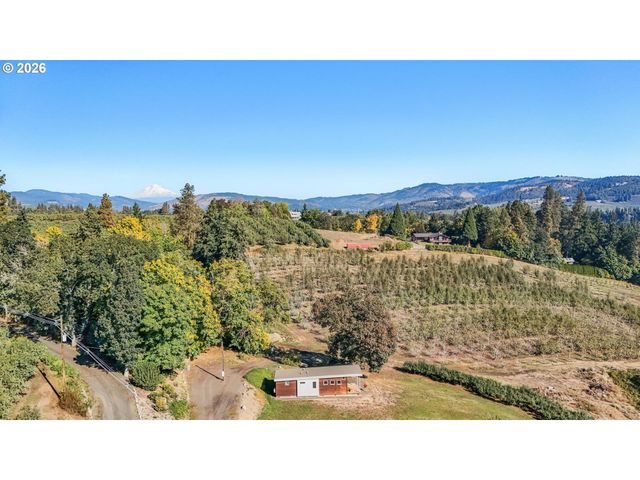 1760 COPPER DAM Rd, Hood River, OR 97031