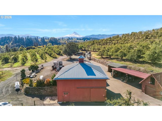 1760 COPPER DAM Rd, Hood River, OR 97031