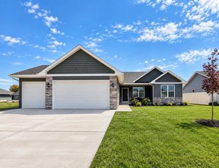 3851 Kestrel Point Drive, Janesville, WI 53548