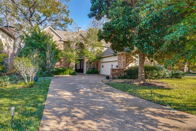 1113 Creekwood Drive, Garland, TX 75044