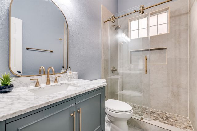 1113 Creekwood Drive, Garland, TX 75044