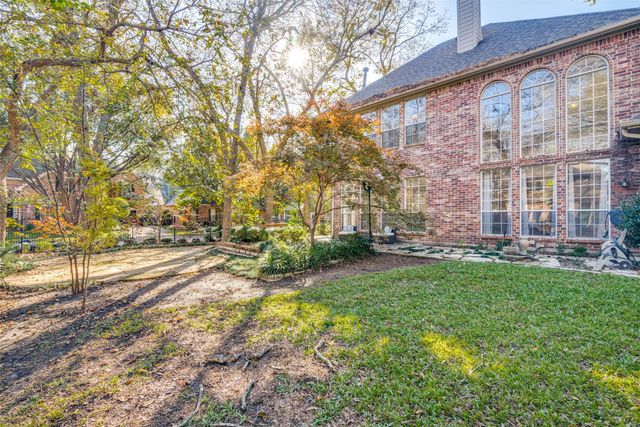 1113 Creekwood Drive, Garland, TX 75044
