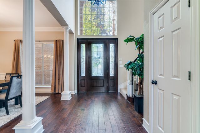 1113 Creekwood Drive, Garland, TX 75044