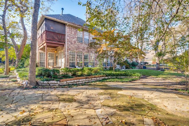 1113 Creekwood Drive, Garland, TX 75044