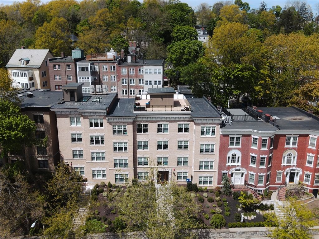 1580 Beacon Street 100, Boston, MA 02446