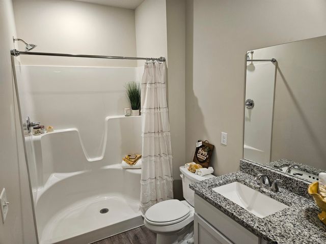 1025 N Forestview St, Wichita, KS 67235