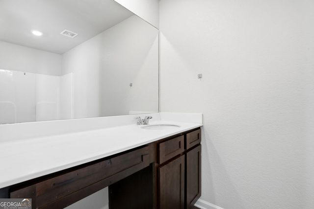 297 Seasons Valley, Pendergrass, GA 30567