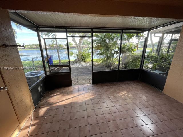 10508 NW 6th St 10508, Pembroke Pines, FL 33026