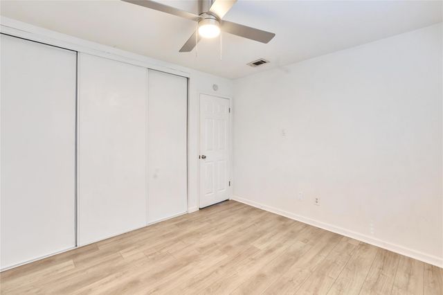1701 Coronado Hills DR B, Austin, TX 78752