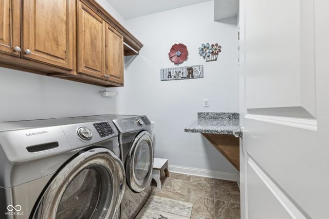 4295 Thompson Row, Greenwood, IN 46143
