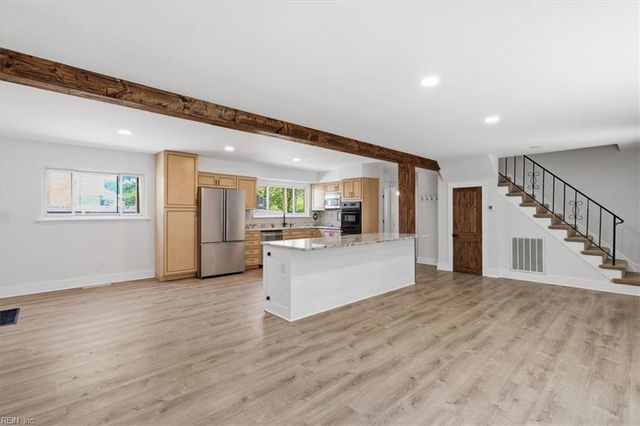 4000 Rumford LN, Virginia Beach, VA 23452