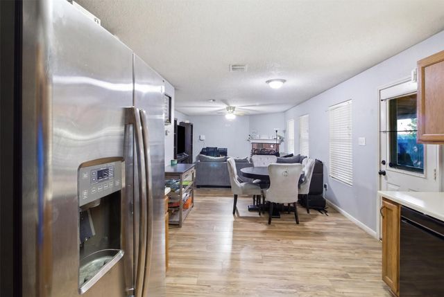 2955 Celian Drive, Grand Prairie, TX 75052