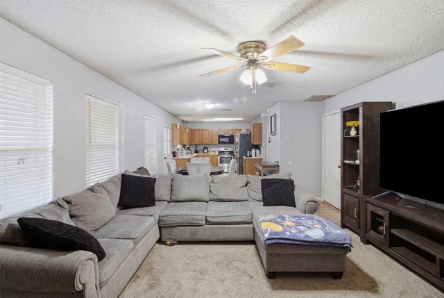 2955 Celian Drive, Grand Prairie, TX 75052