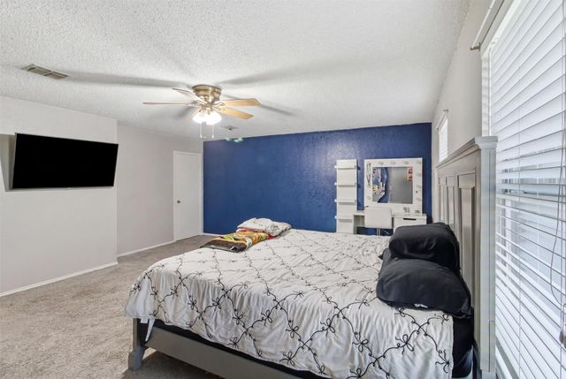2955 Celian Drive, Grand Prairie, TX 75052