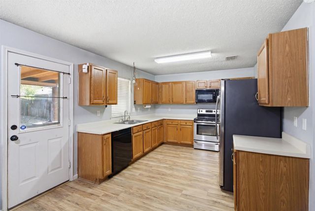 2955 Celian Drive, Grand Prairie, TX 75052