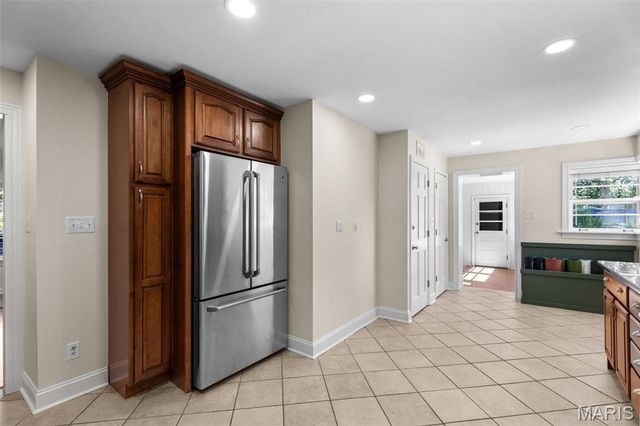10 Ridge Line Drive, Warson Woods, MO 63122