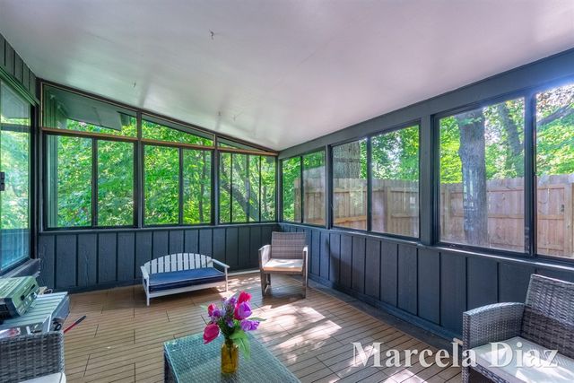 3431 Tricklewood Drive, Grand Rapids, MI 49546