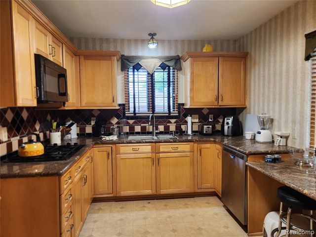 2350 Oakman Boulevard, Detroit, MI 48238