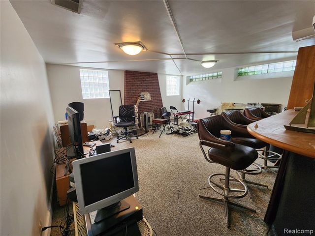 2350 Oakman Boulevard, Detroit, MI 48238