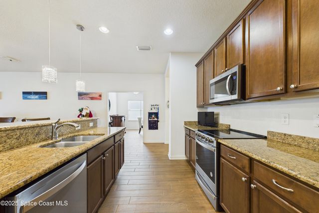 1971 Bridgeport Circle, Rockledge, FL 32955