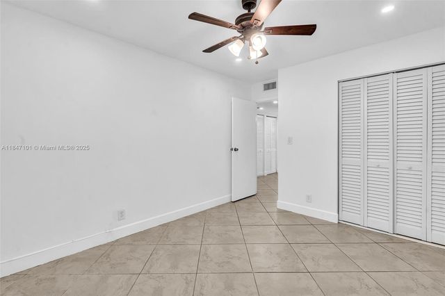 5012 SW 40 AV 5012, Fort Lauderdale, FL 33312