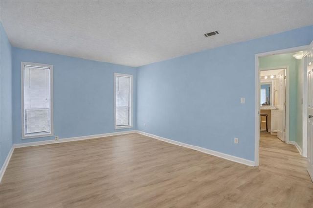 3843 Woodridge Way, Tucker, GA 30084