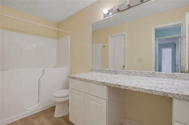 3843 Woodridge Way, Tucker, GA 30084