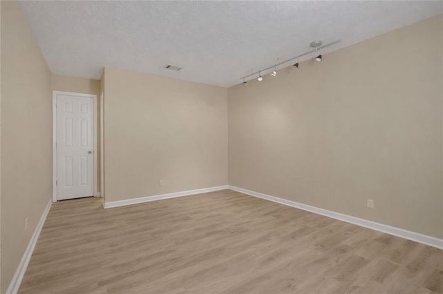3843 Woodridge Way, Tucker, GA 30084