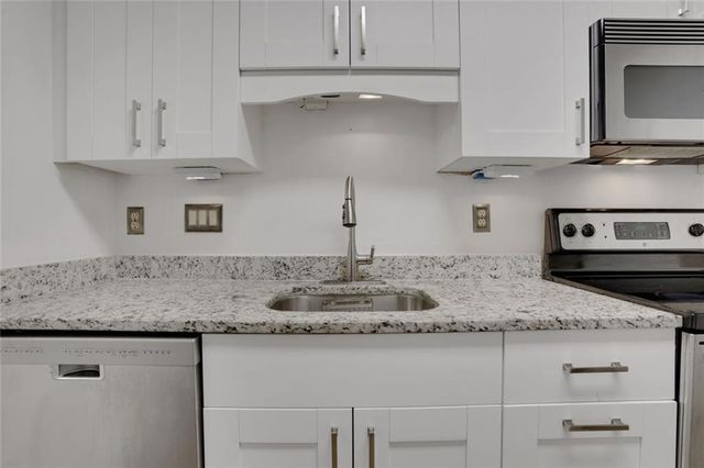 3843 Woodridge Way, Tucker, GA 30084