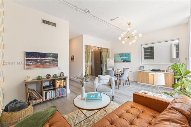 1700 Meridian Avenue 203, Miami Beach, FL 33139