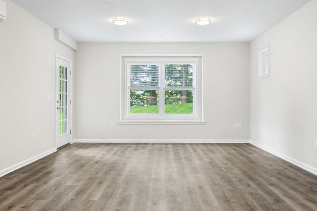 64 East Mitchell Avenue 20, Cheshire, CT 06410