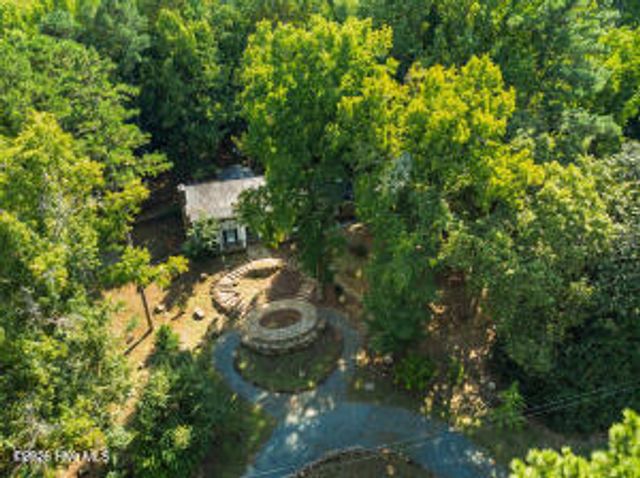 52 Dogwood Acres Drive, Chapel Hill, NC 27516
