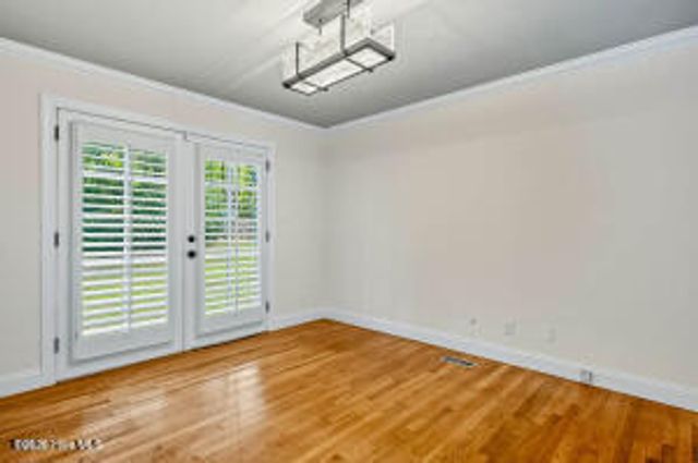 52 Dogwood Acres Drive, Chapel Hill, NC 27516